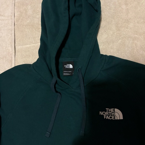 The North face clean hoodie, great look field and design size M - Picture 4 of 4